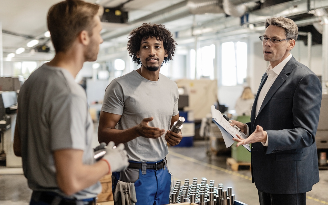 Qual a importância de soluções personalizadas para o setor industrial?